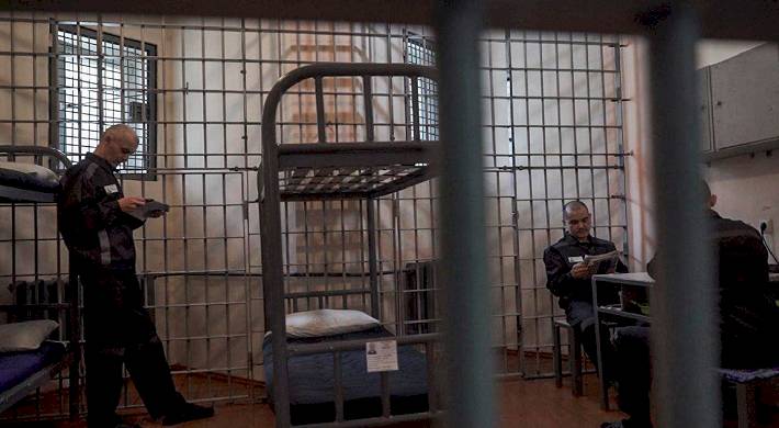 сизо и осужденный, как сидят заключенные в тюрьме СИЗО и осужденный: как сидят заключенные в тюрьме + содержание, посещение, режим, кто сидит