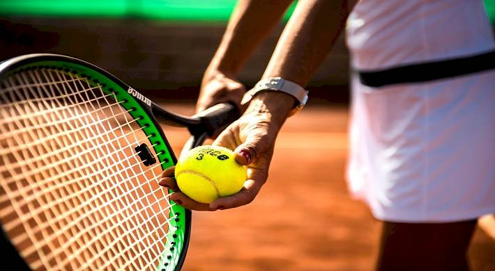 Заниматься большим теннисом: сколько стоят занятия + спорт и достижения участников